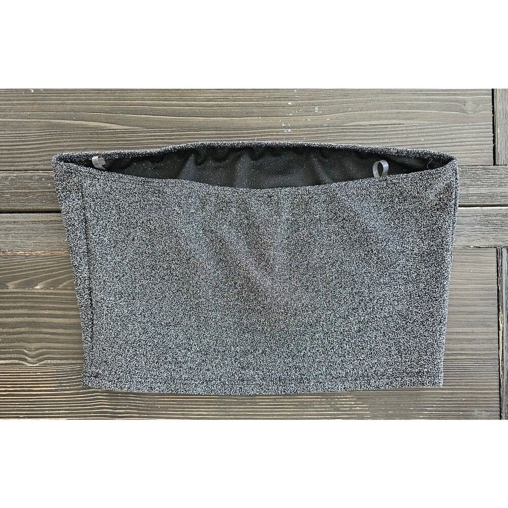 Windsor Gray Silver Sparkle Sleeveless Crop Top Size M - Picture 3 of 3